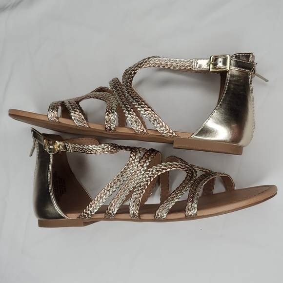 SO Metallic Gladiator Sandal - Picture 5 of 5